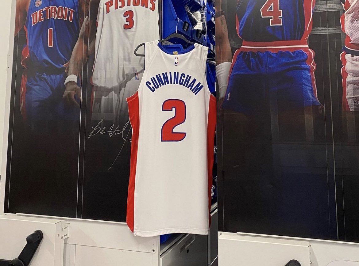 EliBashiNBA's tweet photo. 👀👀👀 via @pistons_eq_man https://t.co/uTliMiIZtW