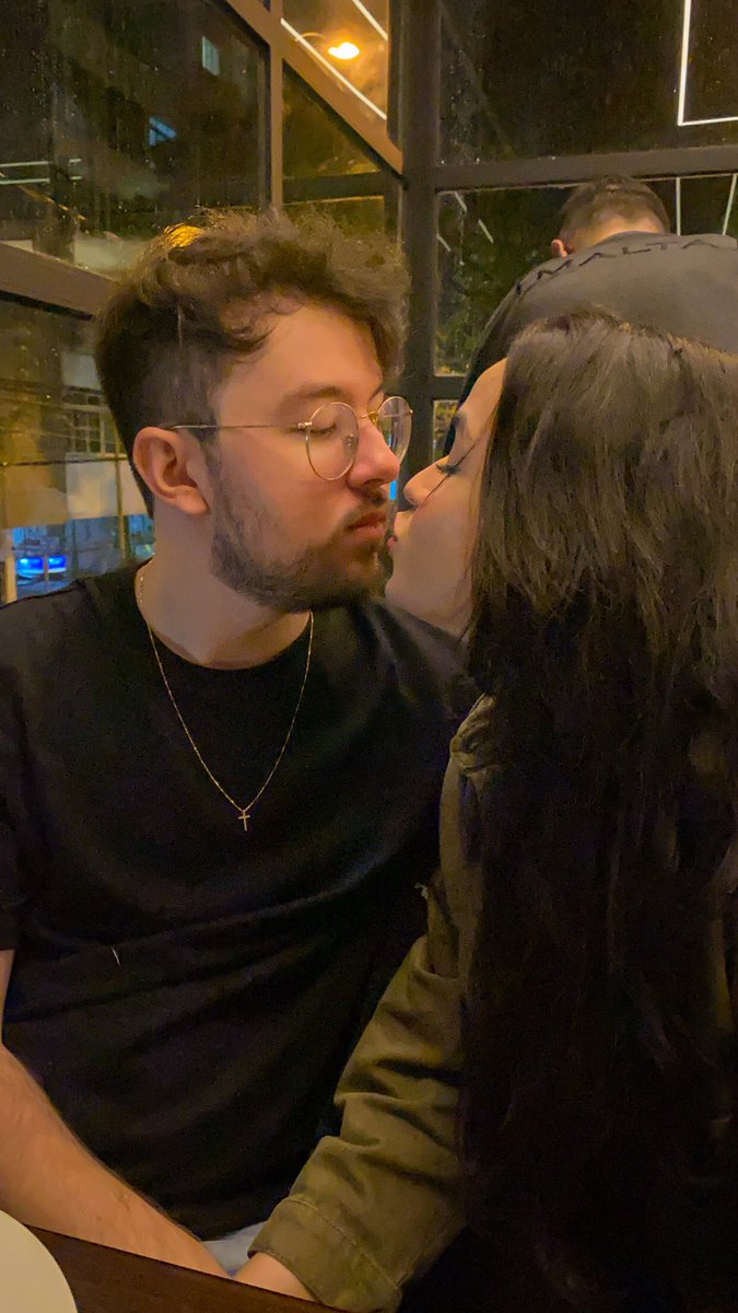 mari 🦊 tweet media