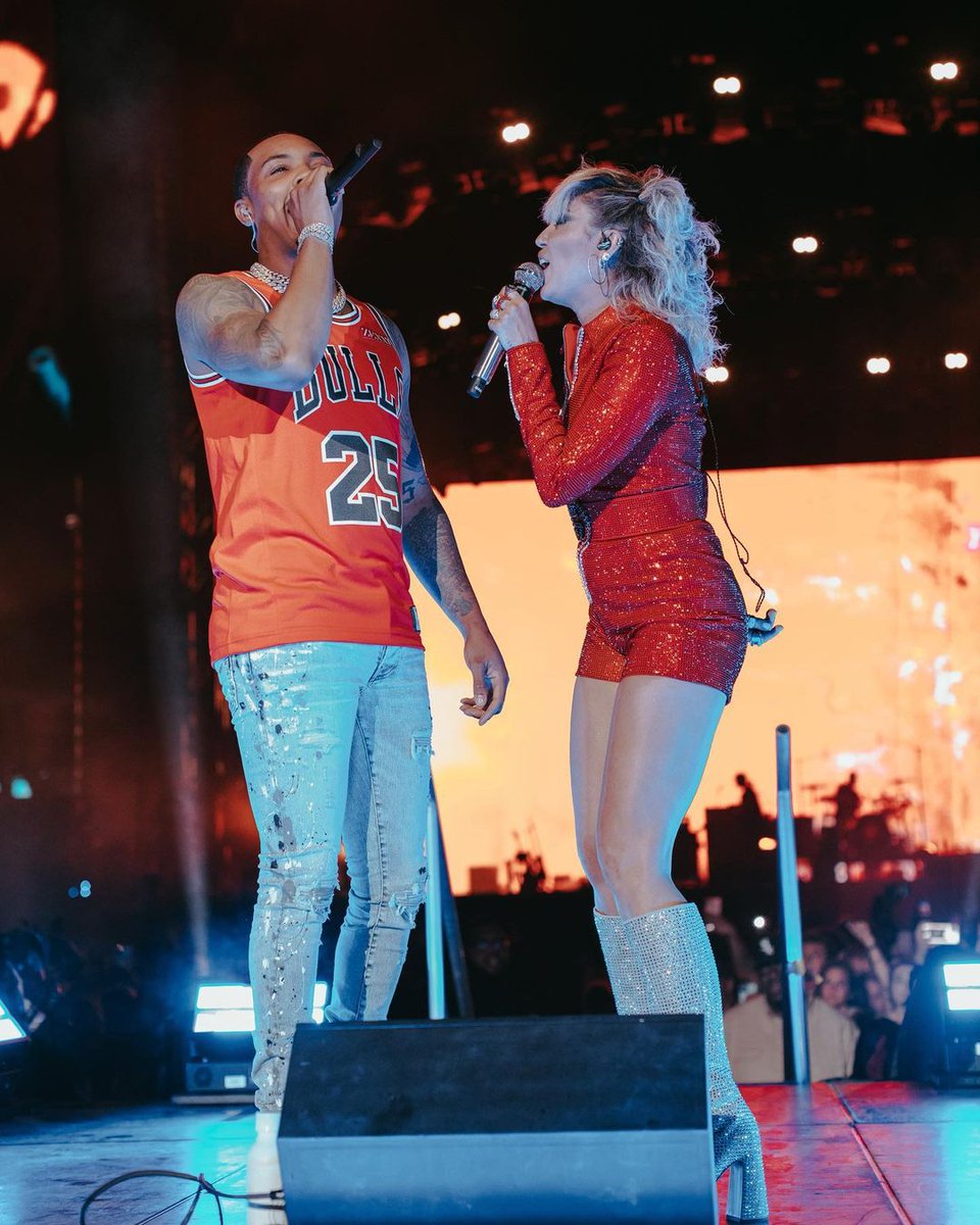 gherbo's tweet photo. WTF LAST NIGHT MIGHT’VE BEEN THE ONLY TIME I WAS EVER NERVOUS ON STAGE! I PERFORMED IN MY HOME TOWN IN FRONT OF 120K FANS WITH @MileyCyrus !! 

MILEY THANK YOU FOR A OPPORTUNITY I WONT EVER FORGET ❤️ IM FROM THE EAST SIDE OF CHICAGO 79th STREET TO BE EXACT SO THATS A BIG DEAL🔥🔥 https://t.co/zqOUkaAoRF