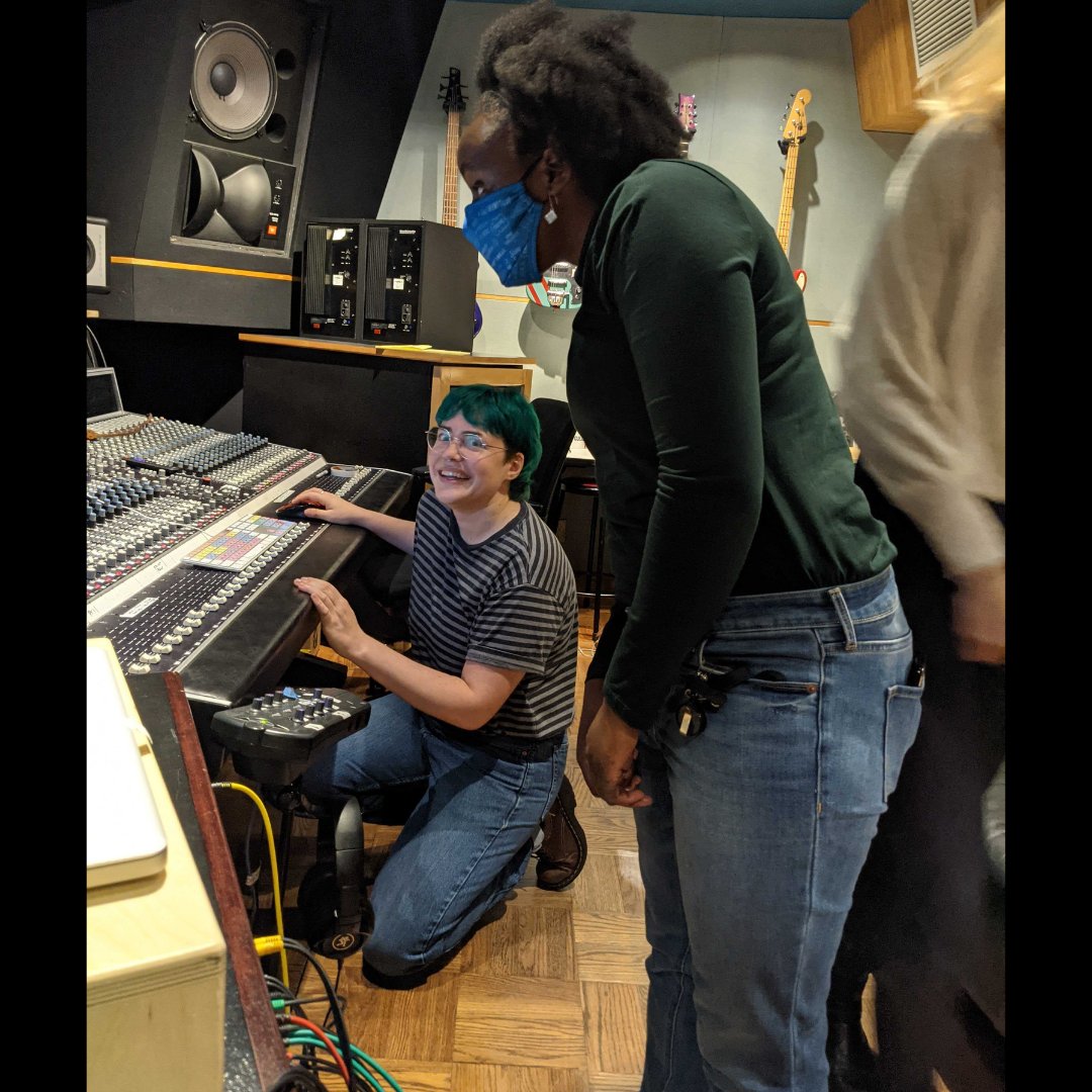 womensaudio's tweet photo. That's not fear but astounded accomplishment at successfully patching mic sound from WAM studio's live room to Control Room 2! We love studio troubleshooting success stories :sparkles: Shout-outs to WAM interns Cadence, Emma, Lauren, Gloria, Cas, Marta! #changingthefaceofsound https://t.co/HQpLqien5h