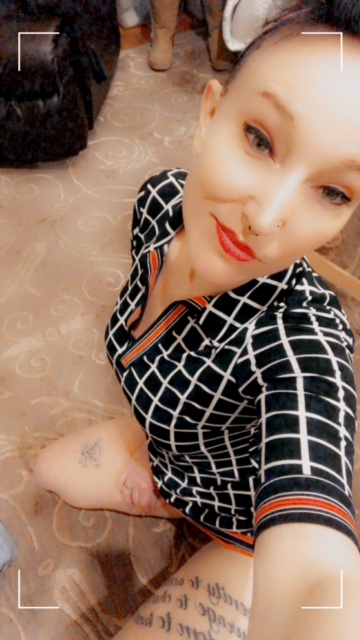 Content from stilettosnscars