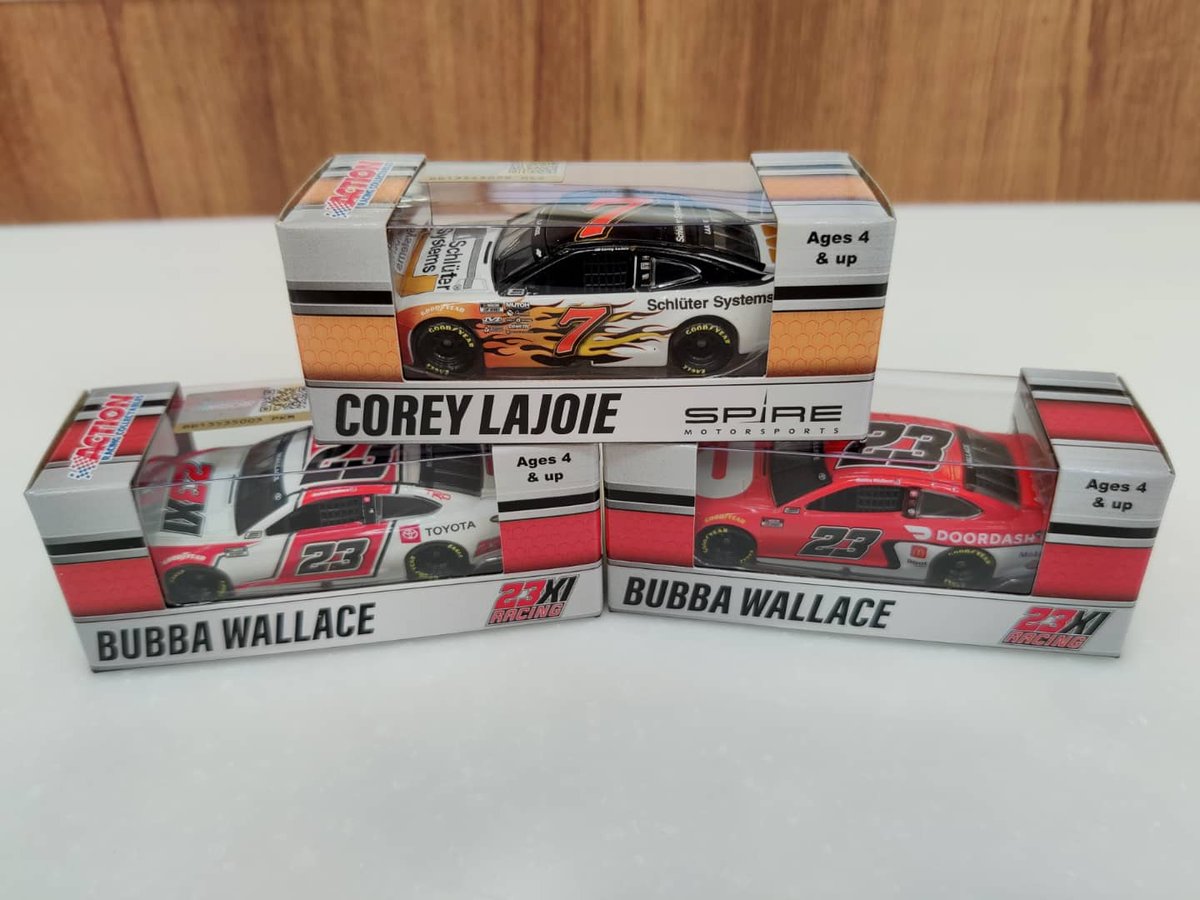 acpdiecast's tweet photo. Lionel Retail Store cops this morning 🥵 https://t.co/ZB9SPCwo2L