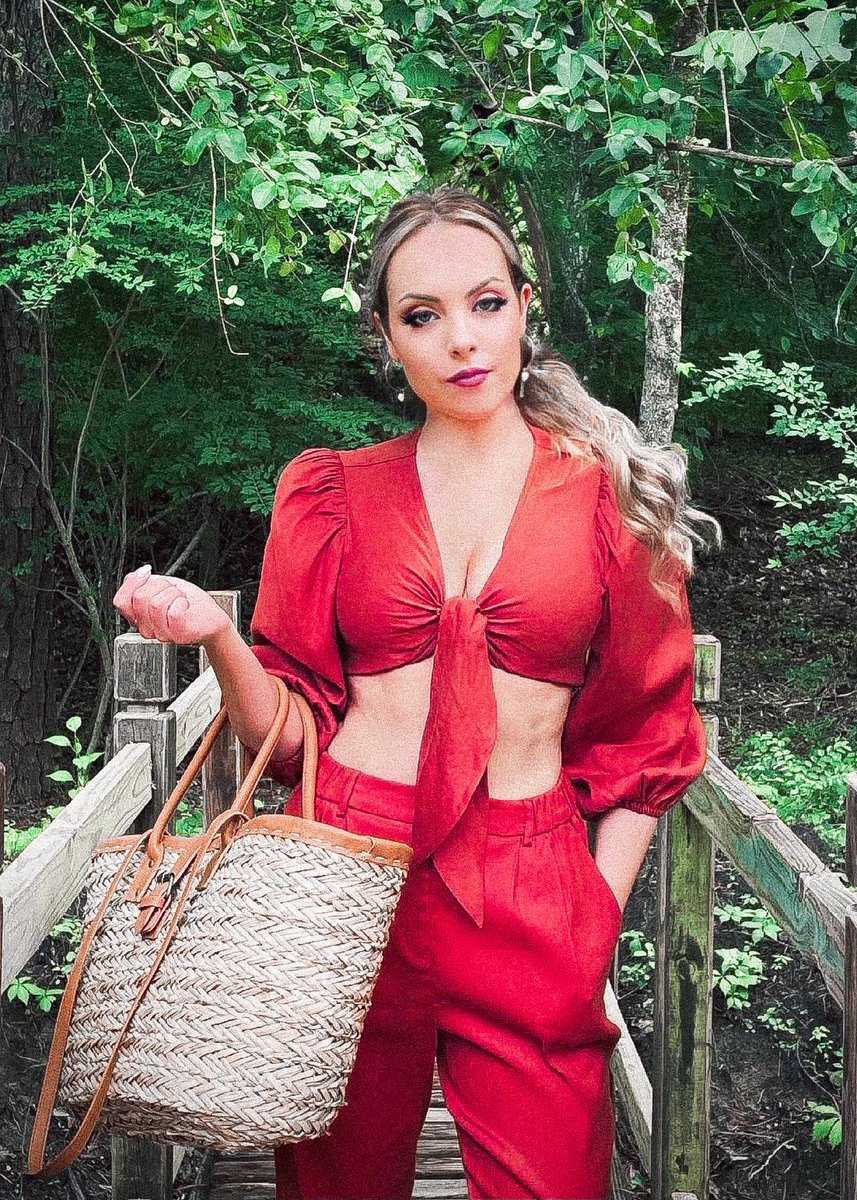 ᅠ
ᅠ
ᅠ
ᅠ
ᅠ
ᅠ
ᅠᅠ
ᅠ
ᅠ
ᅠ
ᅠ
ᅠ❚❙❘ Lᴏᴠᴇ ᴍᴇ ᴏʀ ʜᴀᴛᴇ ᴍᴇ﹐
ɪ sᴡᴇᴀʀ ɪᴛ ᴡᴏɴ’ᴛ ᴍᴀᴋᴇ ᴏʀ ʙʀᴇᴀᴋ ᴍᴇ.
ᅠ
ᅠ