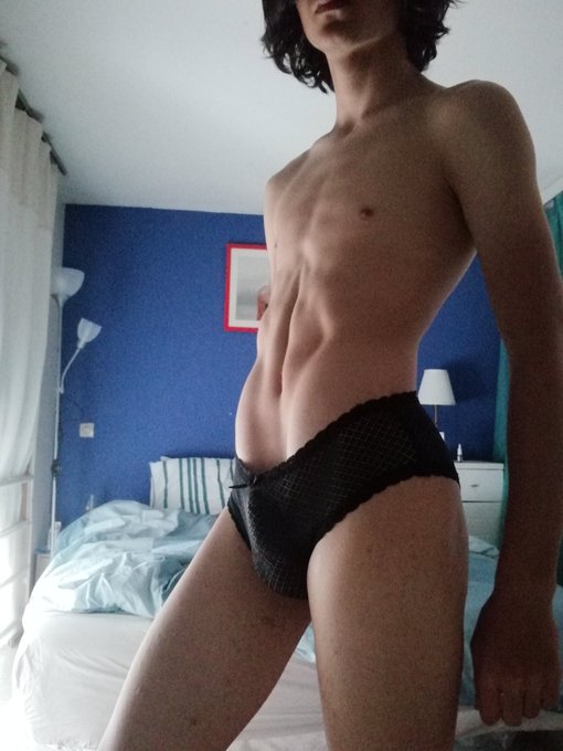 1 pic. Pantie~ ☺️ https://t.co/uOVHYcBIZc