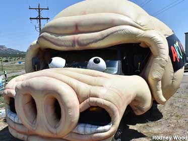 RoadsideAmerica: Art Cartopia: world's greatest Art Car roadside attraction. 
