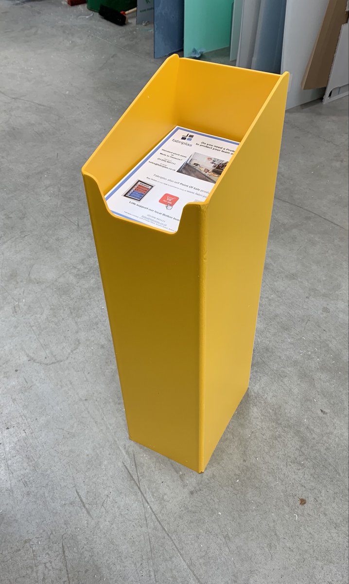FabriplasL's tweet photo. Dump/catalogue bin prototype manufactured to the end users corporate colour!  Just awaiting for their logo on the front and sides, then its ready to be showcased!  All done at our site in Bolton
#rollout #dumpbin #A4brochureholder #fabriplas
https://t.co/TKf1U4MKE0 https://t.co/hlkhMnQ572