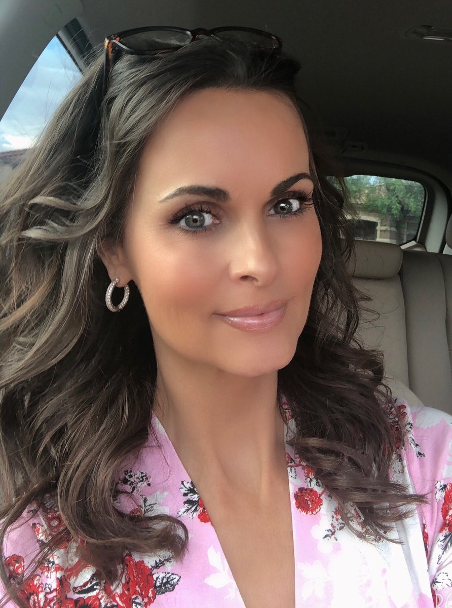 Karen Mcdougal’s Instagram, Twitter & Facebook on IDCrawl
