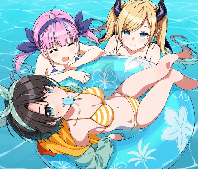ホロライブサマーな月でした
 #今月描いた絵を晒そう 