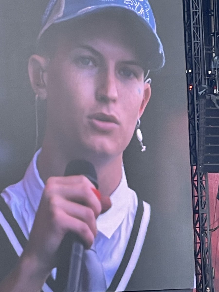 ⁦<a href="/RadioMadison/">Billy</a>⁩ ⁦<a href="/gusdapperton/">goose</a>⁩ ⁦<a href="/lollapalooza/">Lollapalooza</a>⁩ Hanging with your boyfriend at Lolla