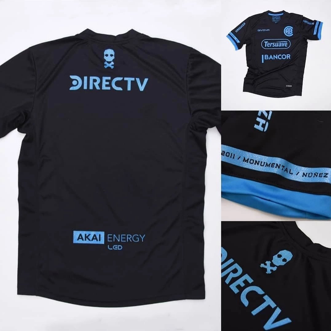 HectorGalloOk's tweet photo. Atencion hincha de @Belgrano rt y entras en el sorteo de esta camiseta  gracias a @givovaargentina @GIVOVAofficial .Mañana por @DIRECTVSports @Belgrano @ClubAlvaOficial junto @aruli75 y @fabian_dm . https://t.co/5AqSqifbRE
