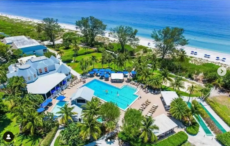 Casa Ybel Resort is one of the only all-suite beachfront resorts on #Sanibel Island offering guests a choice of exceptional One or Two-Bedroom accommodations with captivating views of the Gulf of Mexico. <a href="/casaybelresort/">Casa Ybel Resort</a>