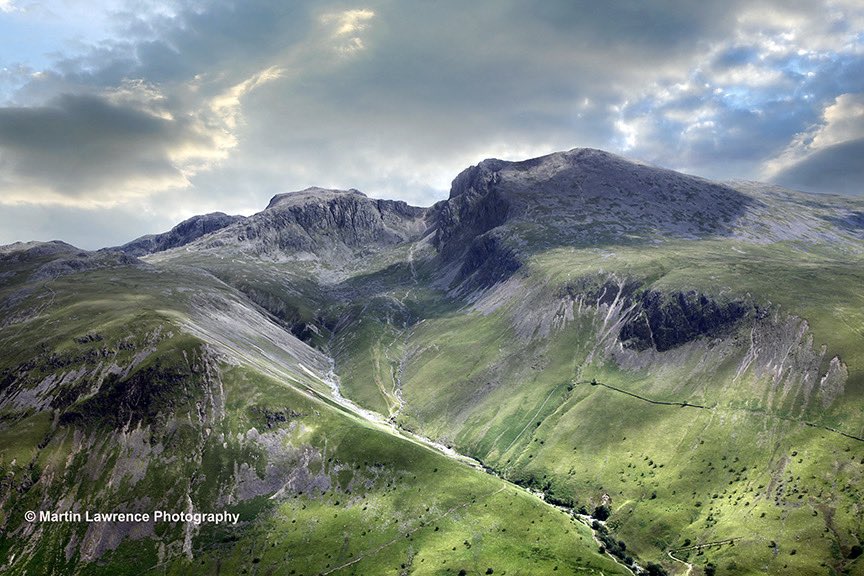 Climbing Yewbarrow is a great way to capture images of Scafell and Scafell Pike the highest mountain in England #scafellpike #LakeDistrict #Cumbria #mountains #cumbriamountains #yewbarrow #walks #lakedistrictwalks #martinlawrencephotography #lakes #nature #NaturePhotography