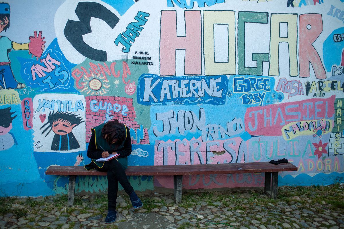 Educar para acabar con la trata
buff.ly/2UWqnh1
Nancy Isadora Alé <a href="/el_pais/">EL PAÍS</a> <a href="/Planeta_Futuro/">ELPAÍS PlanetaFuturo</a> <a href="/Educo_ONG/">Educo</a> 
#InformeFamilia #Familia #educacion #TrataDePersonas #adolescentes #DerechosInfancia #TejiendoRedesSeguras #Internacional #AbusoMenores #TICs #RedesSociales #pobreza