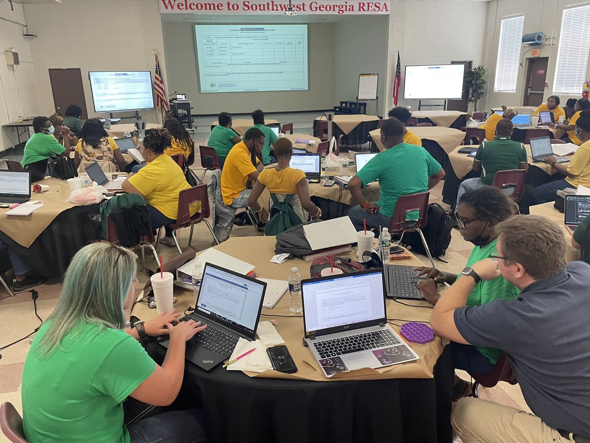 Maverikedu12's tweet photo. 43 attendees in person & 42 attendees on Zoom simultaneously for 2 days with @swresa learning how to deconstruct standards to determine #depthofknowledge levels & reconstructing into #DOK Learning Targets & #DOK Success Criteria. @SolutionTree #webbsdok https://t.co/XhQnnu0TPt