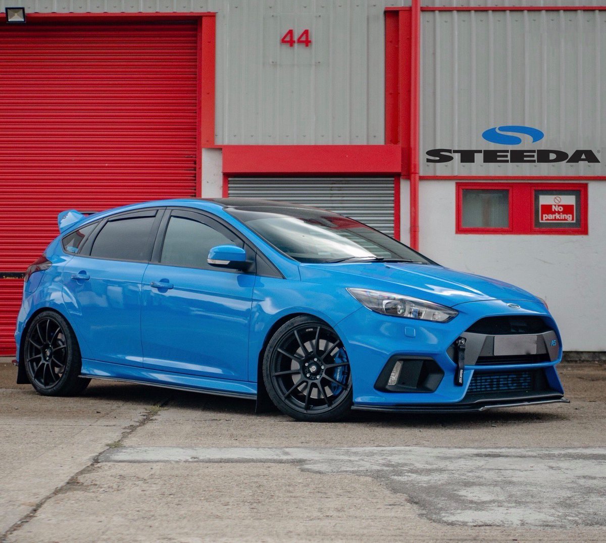 Форд фокус 3 рс 2013. Ford focus 3 rs 2018. Focus 2 st vs rs. Форд фокус рс 2 различия. Ford focus rs 500.