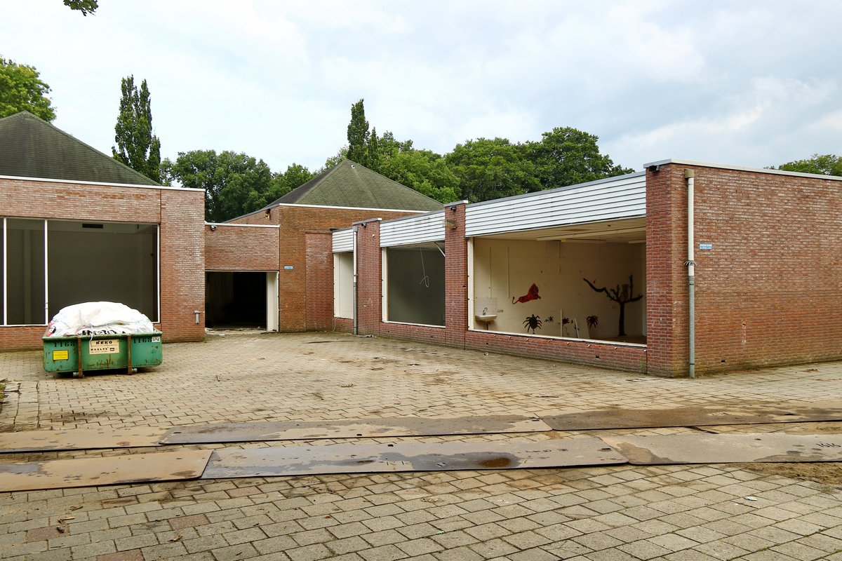 Sloop basisschool "in den Climtuin" in #Rijssen in volle gang.
Foto's op fotorijssen.nl