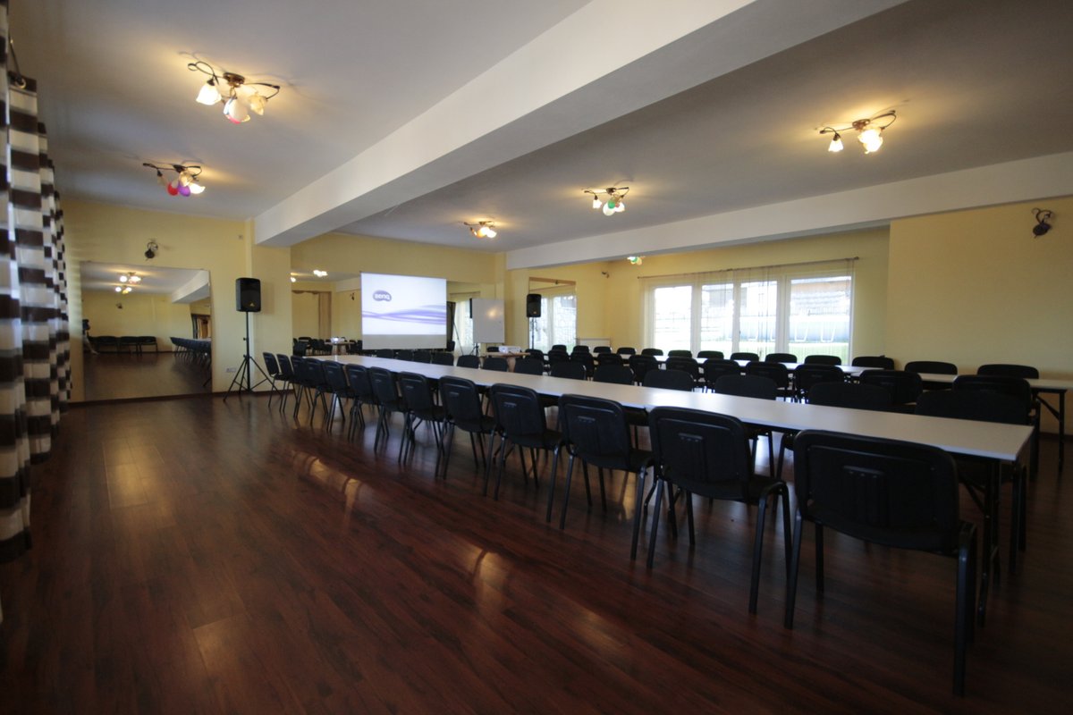 spanko24today's tweet image. Górski #Ośrodek HAWRAŃ spanko24.today/noclegi/gorski… indywidualnie oraz #grupy #wycieczki zielone i białe szkoły #smaczna domowa #kuchnia z okien widok na #Tatry #saladyskotekowa sala bilardowa świetlica sala taneczna #salakonferencyjna #salakominkowa
boisko regionalny szałas z grillem