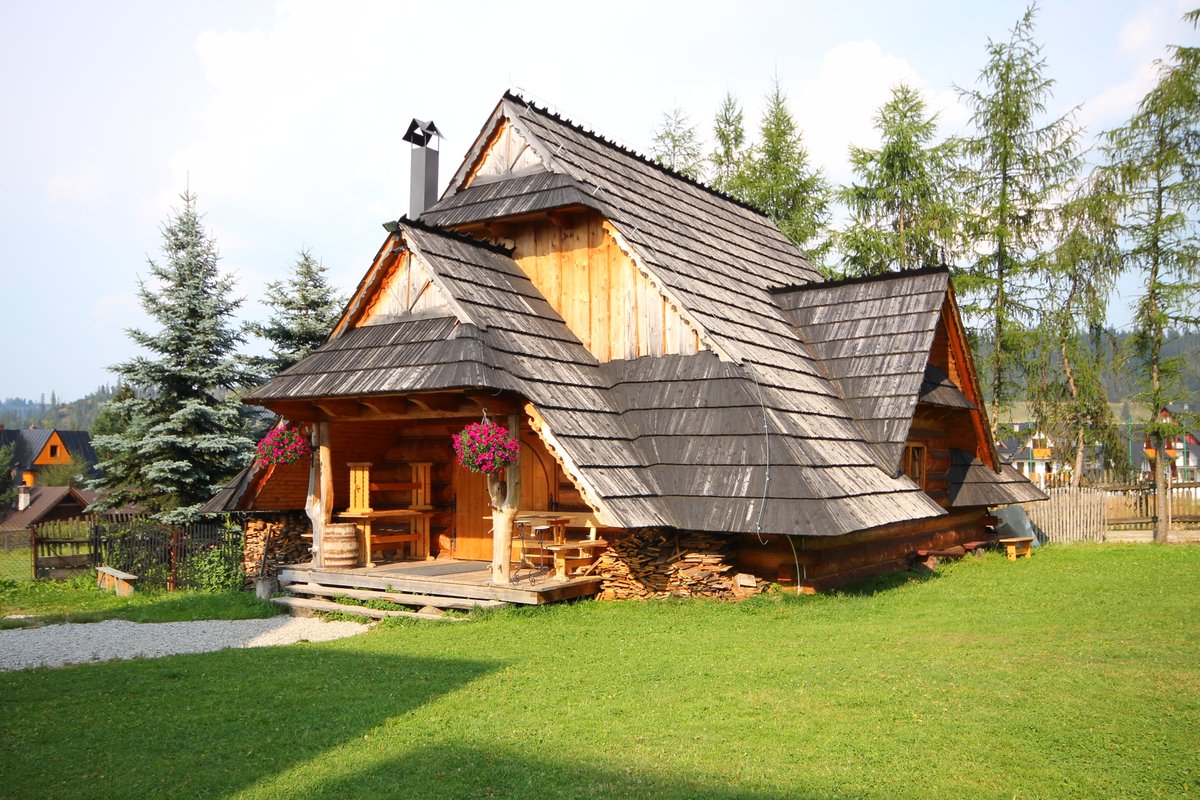 spanko24today's tweet image. Górski #Ośrodek HAWRAŃ spanko24.today/noclegi/gorski… indywidualnie oraz #grupy #wycieczki zielone i białe szkoły #smaczna domowa #kuchnia z okien widok na #Tatry #saladyskotekowa sala bilardowa świetlica sala taneczna #salakonferencyjna #salakominkowa
boisko regionalny szałas z grillem