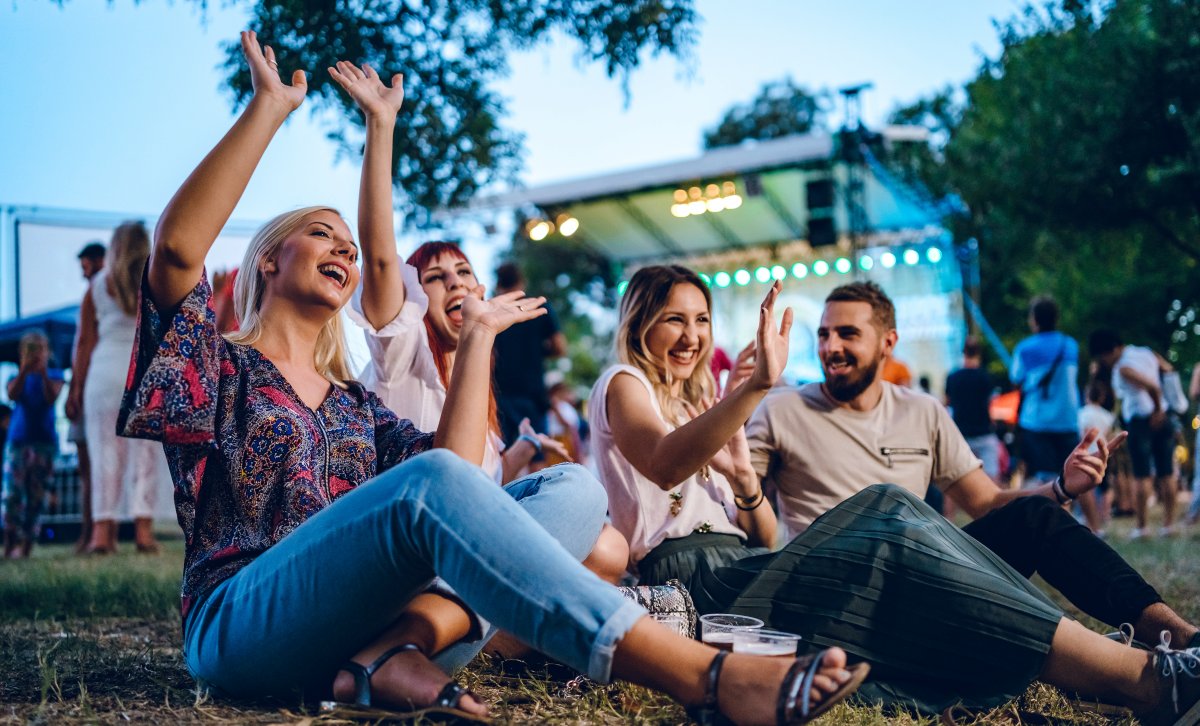 Who’s excited for Lollapalooza?! The 4-day festival in Grant Park goes to Sunday. With artists like Marshmello, Post Malone and Foo Fighters, there is a little something for everyone. We hope everyone attending has a fun and safe weekend! 

#chicago #musicfestival #lollapalooza