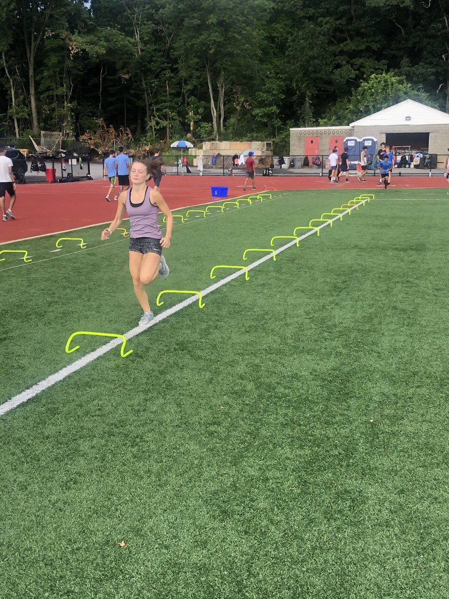 XC_Project's tweet photo. It’s always better to train with people better than you. You are the average of the 5 people you spend the most time with. No better training partners than your summer teammates. #XCProject #Bebetter #success https://t.co/GwRQSCYO5M