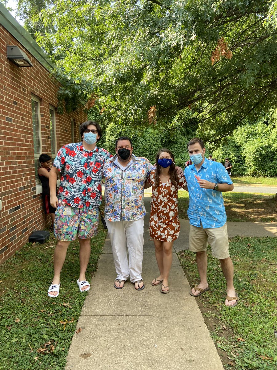 CooperMS_FCPS's tweet photo. Celebrating the last day of summer program with popsicles! Thanks to our staff and students, see you all again soon! https://t.co/aoECVgzPGf