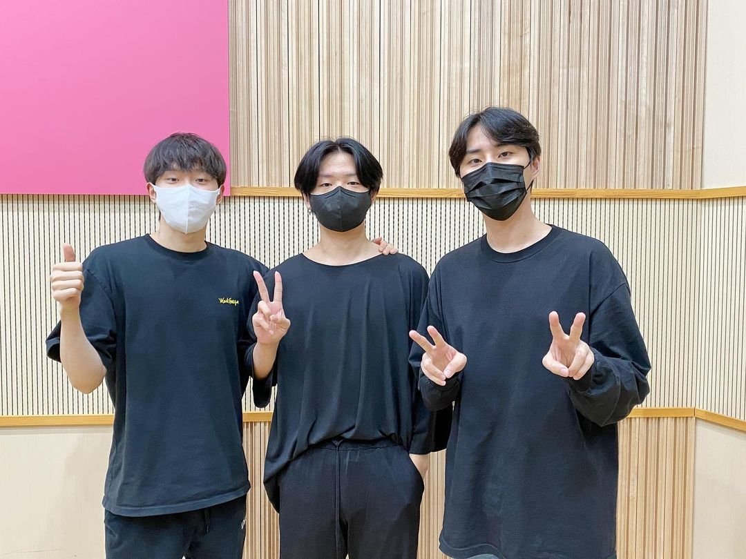 DAY6 Updates tweet media