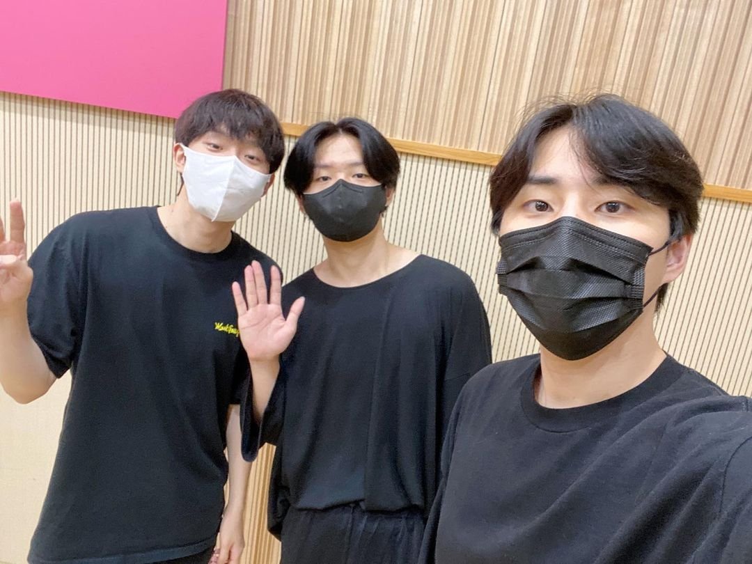 DAY6 Updates tweet media