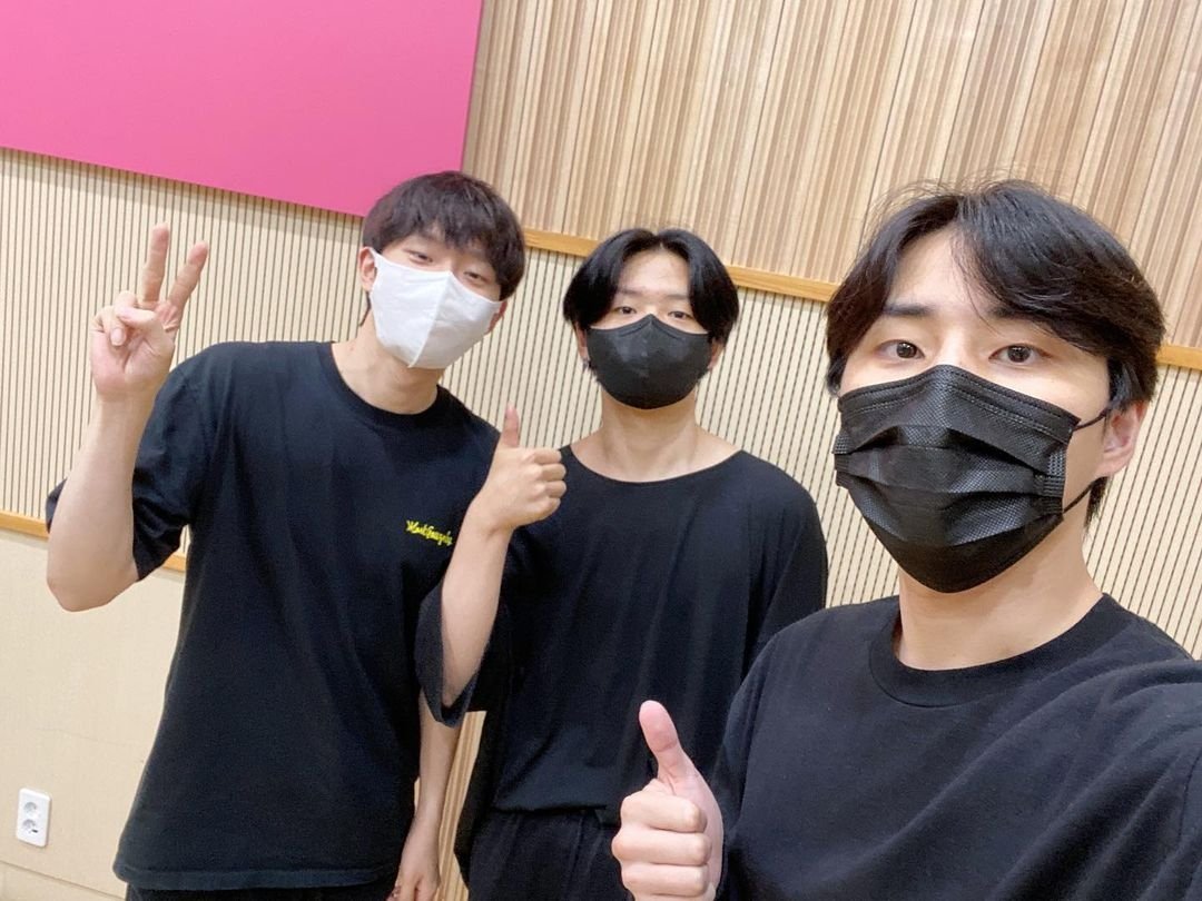 DAY6 Updates tweet media