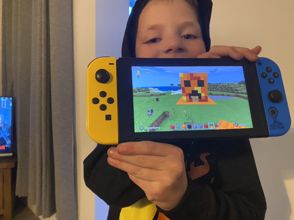 KeatesyA's tweet photo. @Preston check out 6 year old max creating your house please give him a shout out https://t.co/fnTlGzXvna