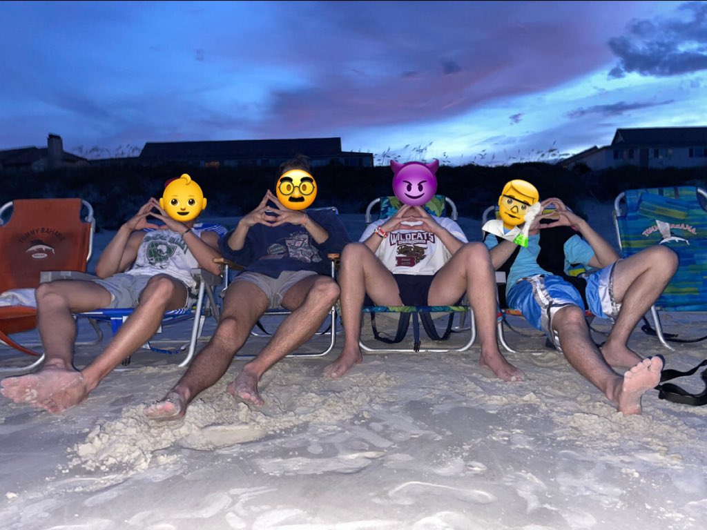 vanilla_nate3's tweet photo. the 4️⃣ horsemen of BIG BUSINESS 🆙🆙🆙🔛🔝🔜 https://t.co/pNoGTFaGKY