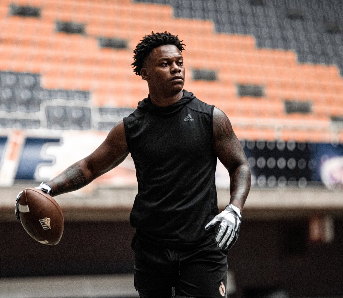 𝙆𝙀𝙉𝘿𝘼𝙇𝙇 𝙍𝙊𝘽𝙄𝙉𝙎𝙊𝙉 Jr. (krob2x) Twitter