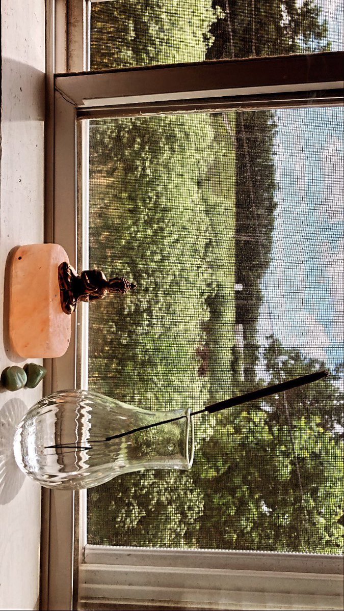atzdesigns's tweet photo. #handblownglass #glassblowing #handmadeglass https://t.co/kRkBkwXd2N