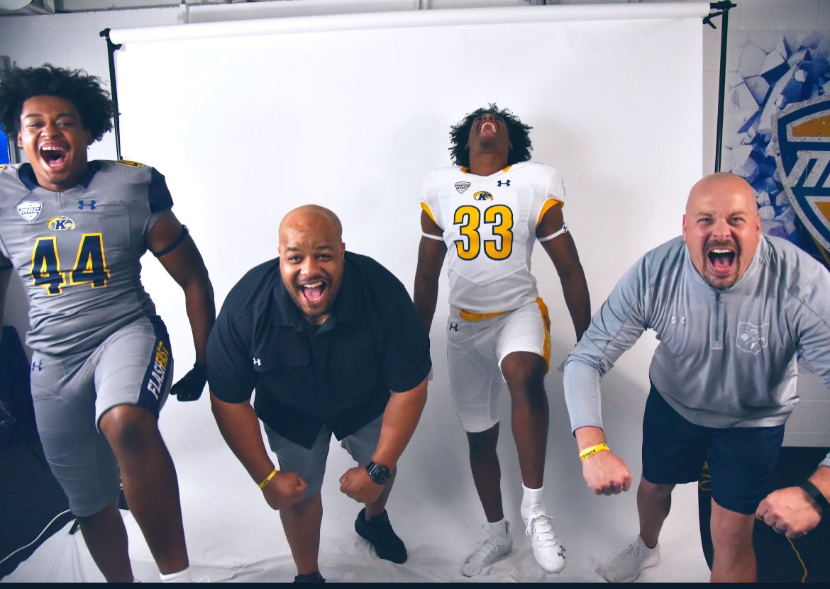 Tr3WayJ1's tweet photo. Had a great day at Kent State University!!! Thanks @Coach_Ferrell55  and @CoachStalker @BigSwole_44 for a time to remember💯. #FlashFAST #BetheAlpha ⚡️⚡️⚡️ https://t.co/xXA8nVMFE1