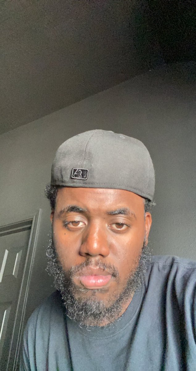 _devonte3's tweet image. Switch for what?? I give you everything you want💯