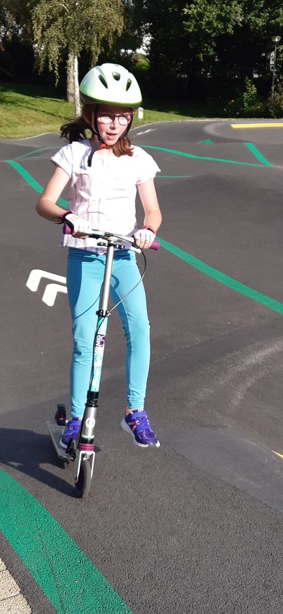 Olive_Villa's tweet image. #PumptrackSession #PèreEtFille