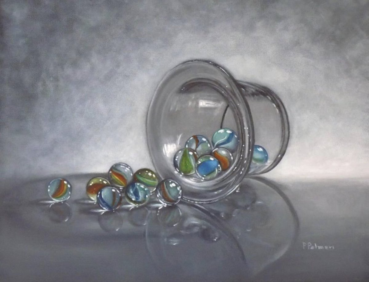 PetraPalmeri's tweet photo. ‘marbles’ #oilpainting #oiloncanvas #óleo #marbles #canicas #glass #glasslife #glassreflection #stilllife #bodegon #reflection #reflejos #artoftheday #arte #contemporaryart #artecontemporáneo #galleryart #petrapalmeriart #Guernsey https://t.co/DD4zm8J3io