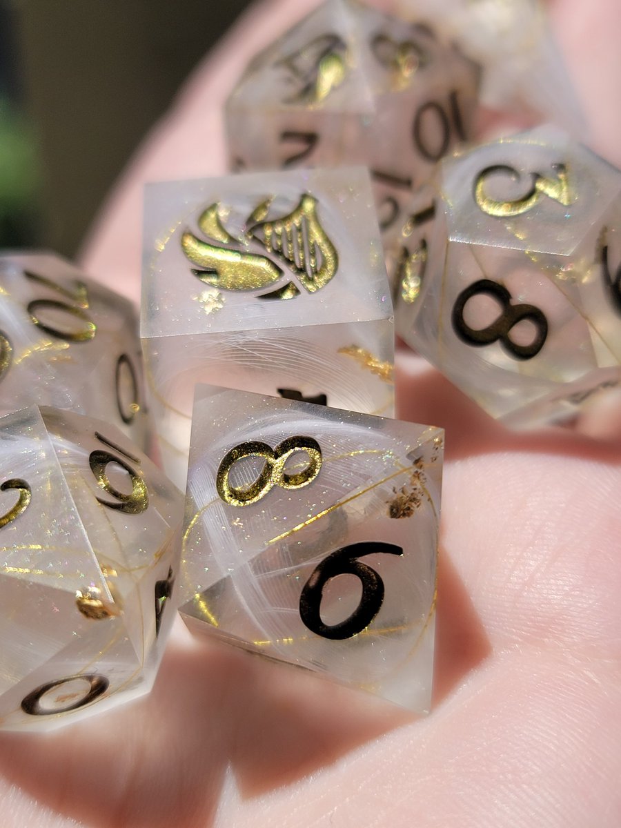 KhopperDice's tweet photo. 𝐀𝐭𝐨𝐧𝐞𝐦𝐞𝐧𝐭
Please accept these angelic darlings that I'm incredibly proud of. Made for my Celestial Warlock! I'll have another set for my August dice restock 💙
•
#dice #dnd5e #dungeonsanddragons #ttrpg #handmade #resin #art https://t.co/k8fCipql8P