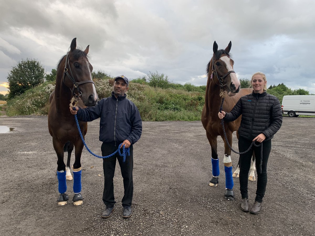 Great to saddle a double at <a href="/BathRacecourse/">Bath Racecourse</a> this evening, two great rides from <a href="/GeorgeRooke6/">George Rooke</a> &amp; <a href="/Luke_Morris88/">Luke Morris</a>! Which makes it a Great day for all the team as it’s a across the card treble!! #RHR #Weathercockhouse <a href="/RHughesracing/">Richard Hughes</a>
