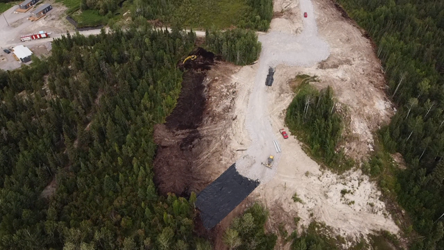 BisonModular's tweet photo. The Phase 3 homes of our 28-home Duplex Housing project are arriving! 

While we were constructing these homes at our shop, we had a crew preparing the actual site 🏠 ⁣
⁣
#BuiltBisonStrong #ContainerHomes #ShippingContainerHomes #FamilyHomes #FirstNations #NorthernManitoba https://t.co/KLIYcGqX3Q