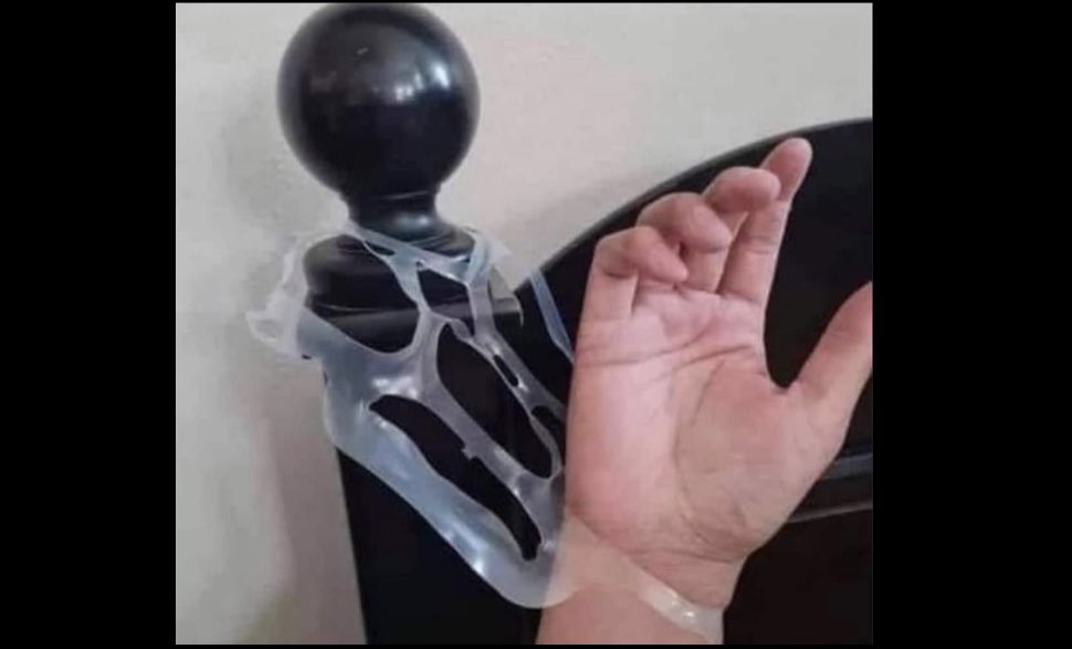 Just 💩s &amp; 😆s: When they’re on a #bdsm budget.