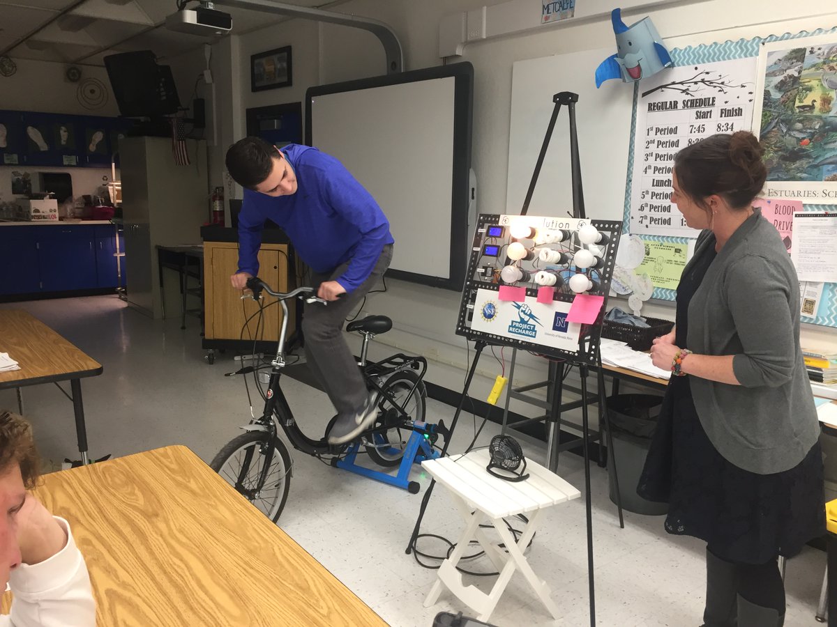 EnvirolutionORG's tweet photo. We would like to thank @LeighMetcalfe for all the hard work and dedication she has poured into making Project ReCharge a successful program. As Leigh moves into a new position, we cannot wait to see the incredible impact that she will make on Nevada education. #ProjectReCharge https://t.co/r2xJA3J176
