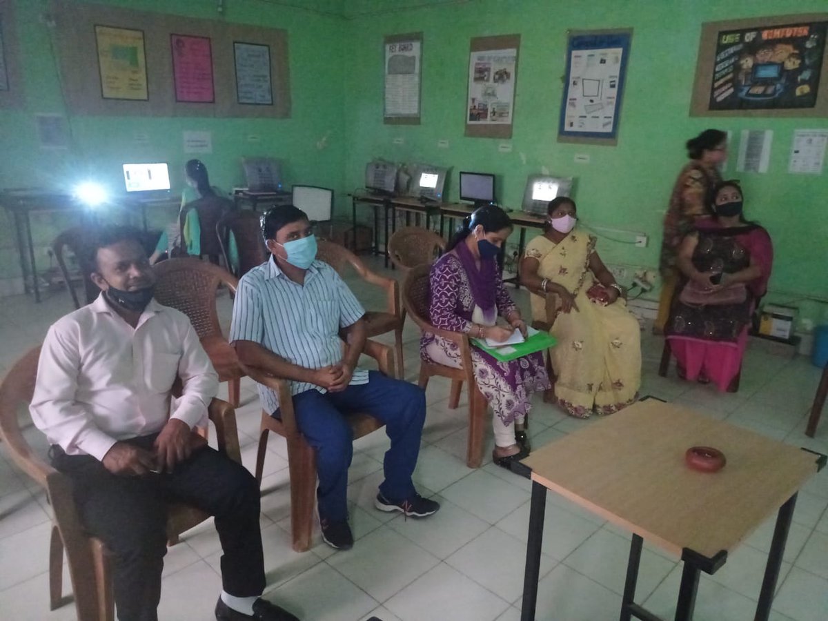 ashu_dhall's tweet photo. #parentoutreachprogram
Orientation training program by SCERT on #parentoutreachprogram @Sarvodaya Girls Vidhyalaya, Moti Nagar https://t.co/rWUFWp590G