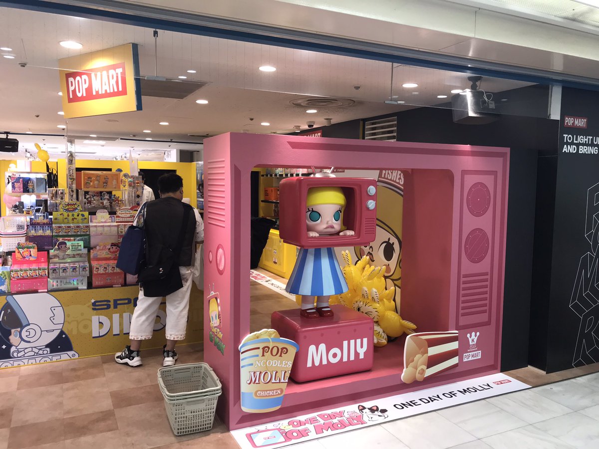 池袋店、オープンいたしました🎉 朝からたくさんの方々にお並び