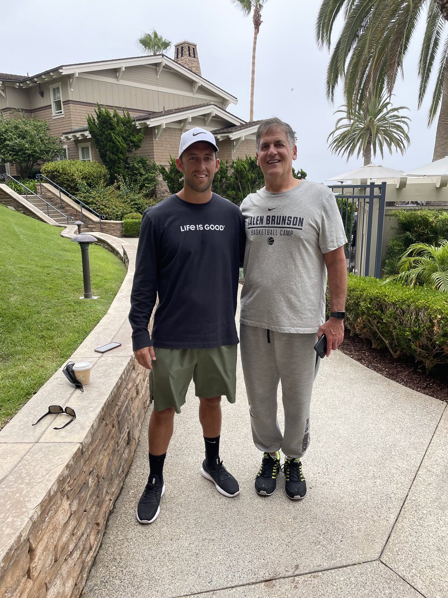c_jack11's tweet photo. @mcuban you made my day!! Come crash my boys wedding down the street!!! Laguna cliffs marriot, I’ve got a pitch for you https://t.co/zlwLRIfAZR
