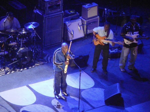 Happy 85th!! Birthday  Buddy Guy  Beacon Theatre, New York City, NY, 
Wednesday November 1, 2006 