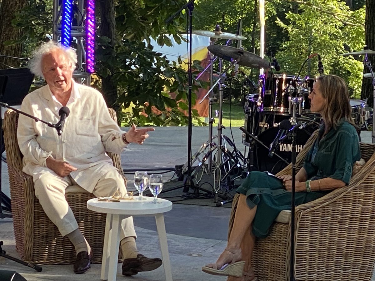 HookedUpGen's tweet image. very interesting Graydon Csrter interview at Spring Hill Art Gathering.  Washingron CT