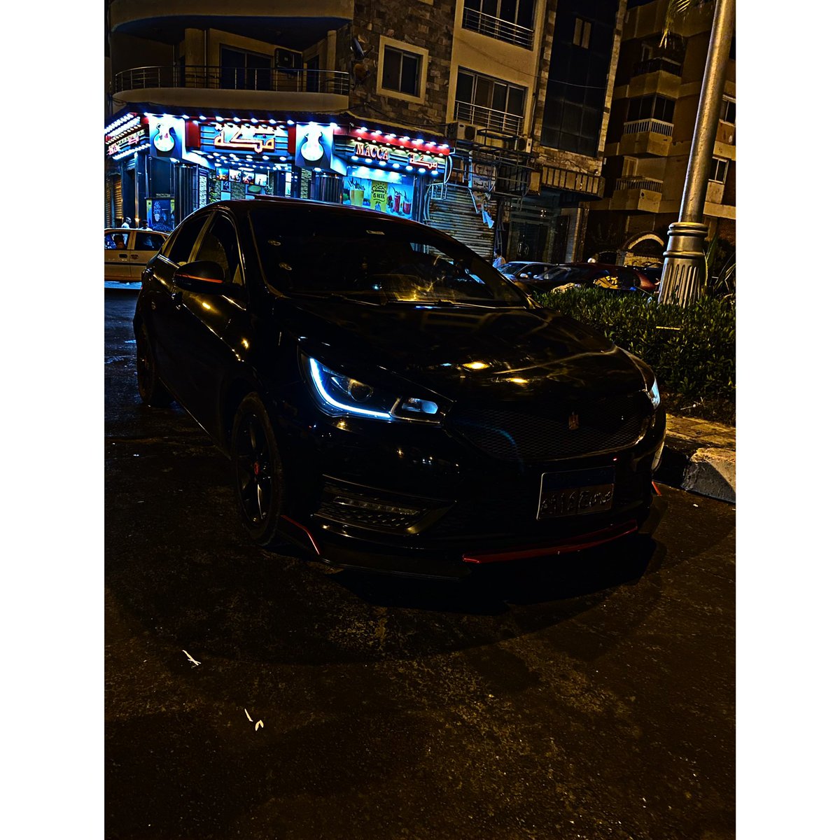 جملها ف سوادها 🌚🖤