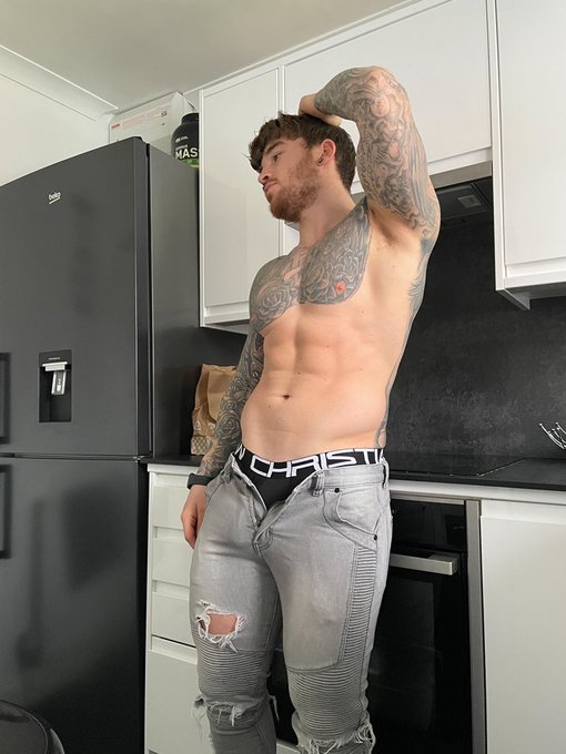 30% off https://t.co/jybhe4Nuso 😜 https://t.co/BKeM2lWHB1