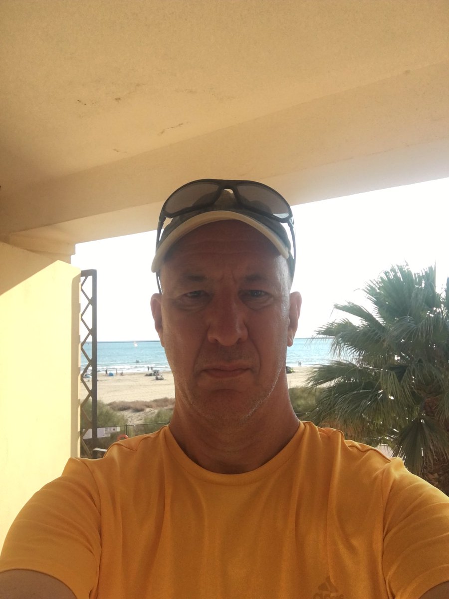 MarkAGKent's tweet image. En invierno o en verano, los amigos son para siempre. Ya no soy Embajador, pero les deseo todo lo mejor.  ¡Cuídense y siguen luchando para una vida mejor! Gran abrazo para todos!