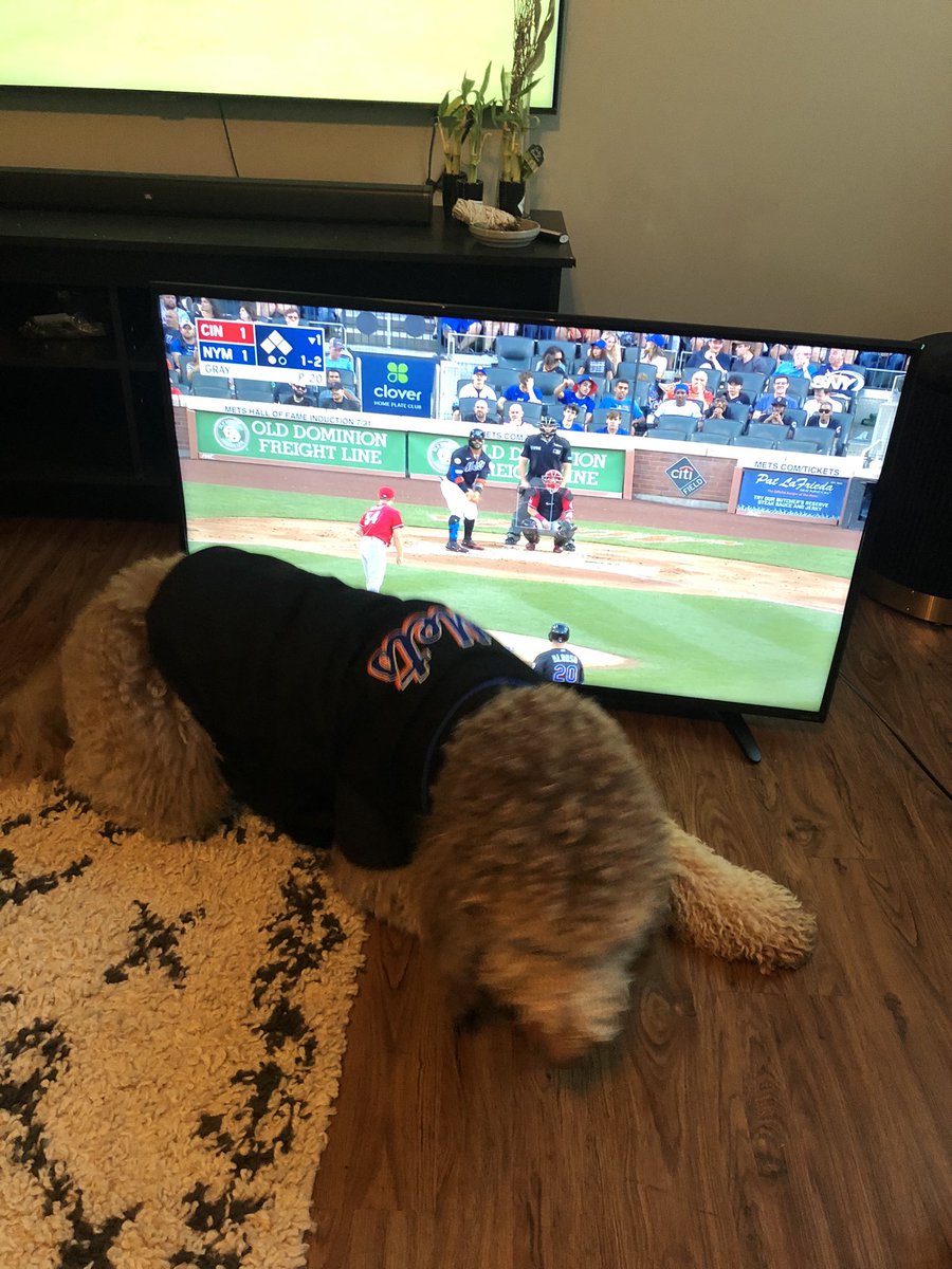 RDUthrowback's tweet photo. Back In Black @Mets @StevenACohen2 #Mets #MLB https://t.co/7FLKwPArX4